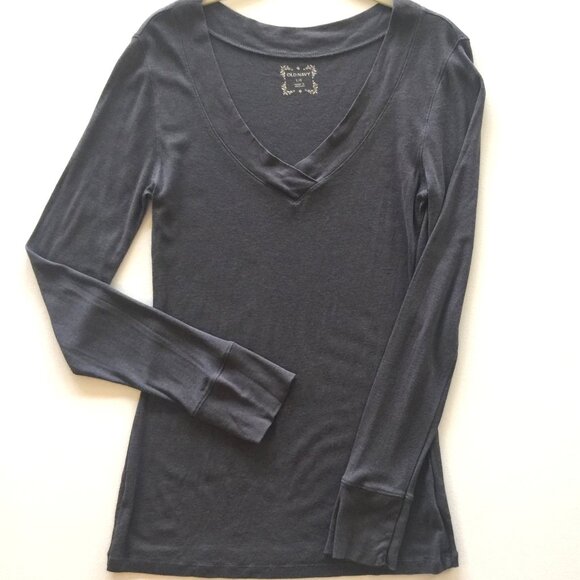 Old Navy Tops - Comfy Grey Long Sleeved V Neck Womens Shirt